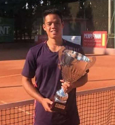 Nathan Seateun trophée